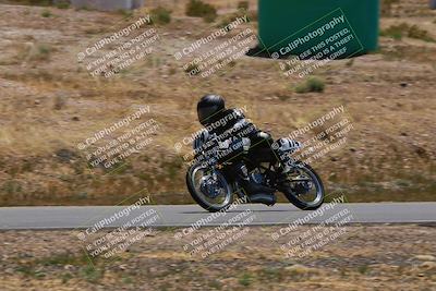 media/Apr-19-2025-AHRMA (Sat) [[3d98ca3309]]/Race/Group 1/Turn 4/